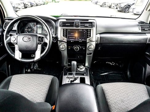 Used 2022 Toyota 4Runner SR5 image 27