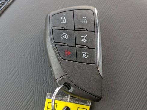 Used 2025 GMC Yukon AT4 Ultimate image 25