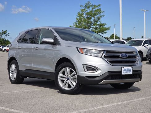 Used 2017 Ford Edge SEL FWD image 2