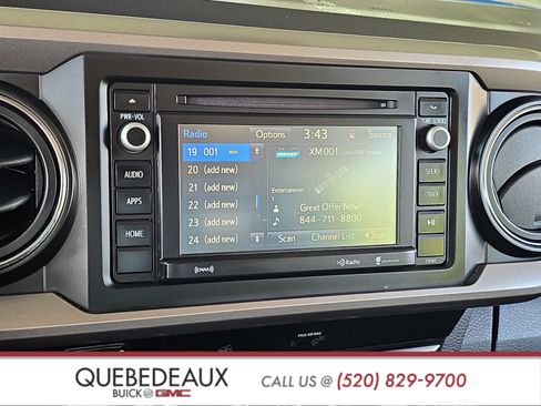 Used 2018 Toyota Tacoma SR5 RWD image 18