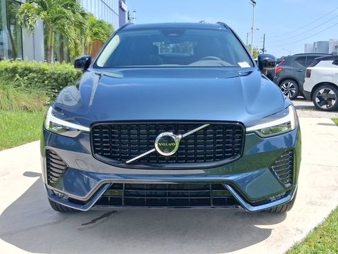 Used 2024 Volvo XC60 B5 Plus w/ Protection Package Premier AWD/4WD image 2