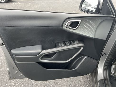 Used 2023 Kia Soul LX w/ Option Group 015 image 21