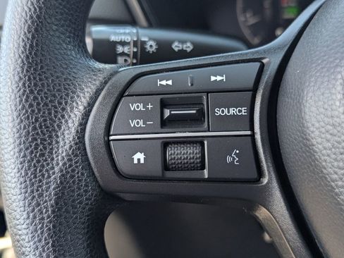 Used 2024 Honda CR-V LX image 19