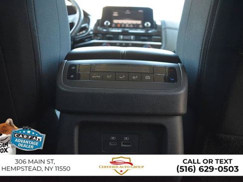 Used 2025 Nissan Pathfinder SV FWD image 31