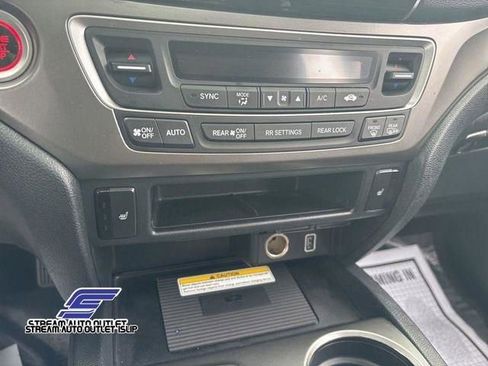 Used 2022 Honda Pilot Special Edition image 34