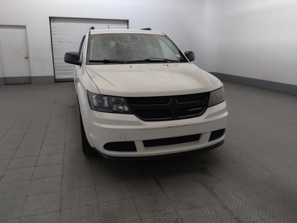 Used 2018 Dodge Journey SE w/ Connectivity Group FWD image 14