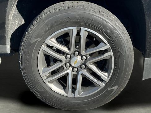 Used 2022 Chevrolet Colorado W/T w/ Custom Special Edition image 24