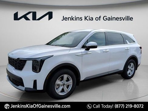 New 2026 Kia Sorento LX FWD image 10