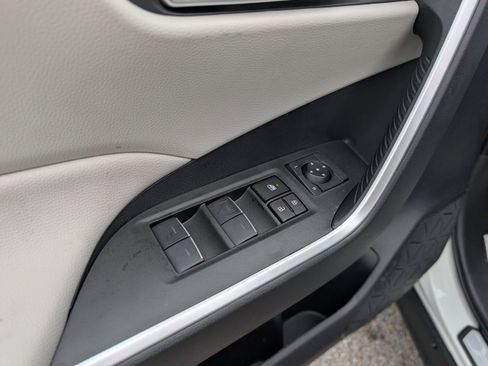 New 2025 Toyota RAV4 XLE w/ Convenience Package image 9