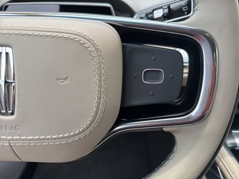 Used 2024 Lincoln Nautilus Premier w/ Equipment Group 102A AWD/4WD image 31