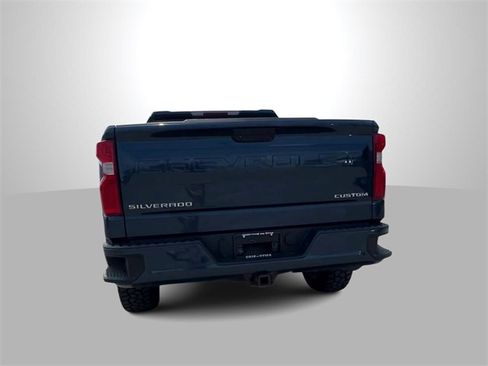 Used 2020 Chevrolet Silverado 1500 Custom w/ Custom Value Package image 7