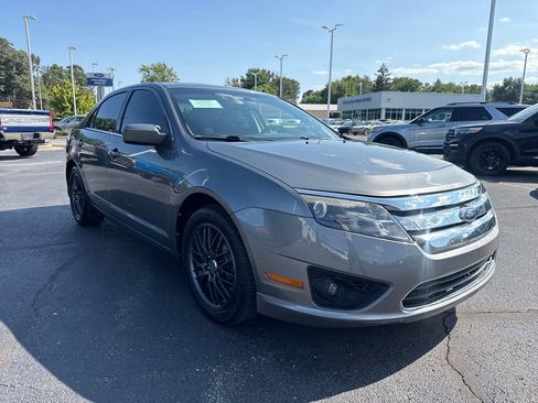 Used 2010 Ford Fusion SE FWD image 4