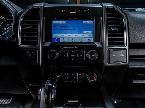 Used 2018 Ford F150 XLT w/ Equipment Group 302A Luxury AWD/4WD image 21