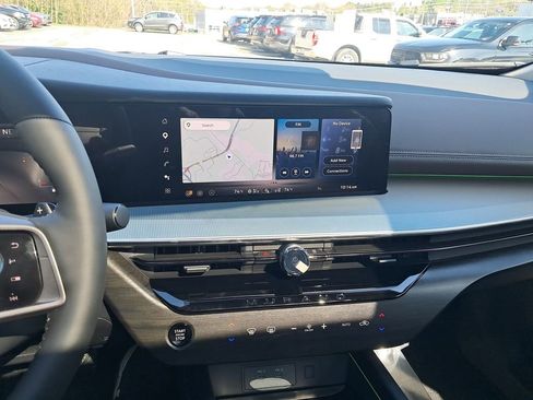 New 2026 Nissan Murano Platinum w/ Cargo Package AWD/4WD image 18