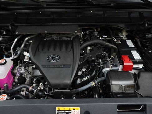 Certified 2026 Toyota Highlander XSE AWD/4WD image 29
