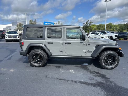 Used 2021 Jeep Wrangler Unlimited Sport AWD/4WD image 8