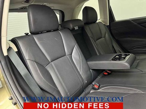 Used 2022 Subaru Forester Touring image 19