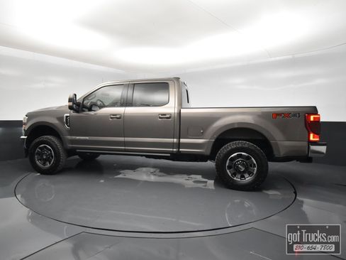 Used 2020 Ford F250 Lariat w/ Lariat Ultimate Package AWD/4WD image 3