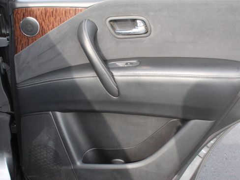 Used 2019 Nissan Armada SV w/ Driver Package RWD image 28