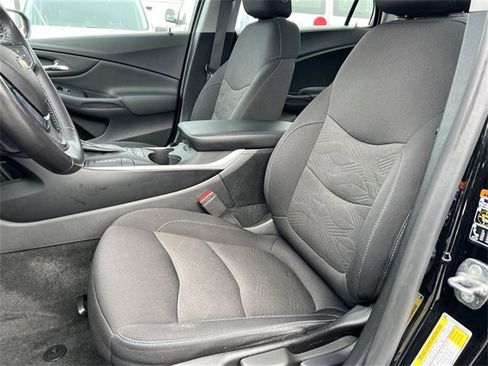Used 2019 Chevrolet Volt LT w/ Comfort Package image 13