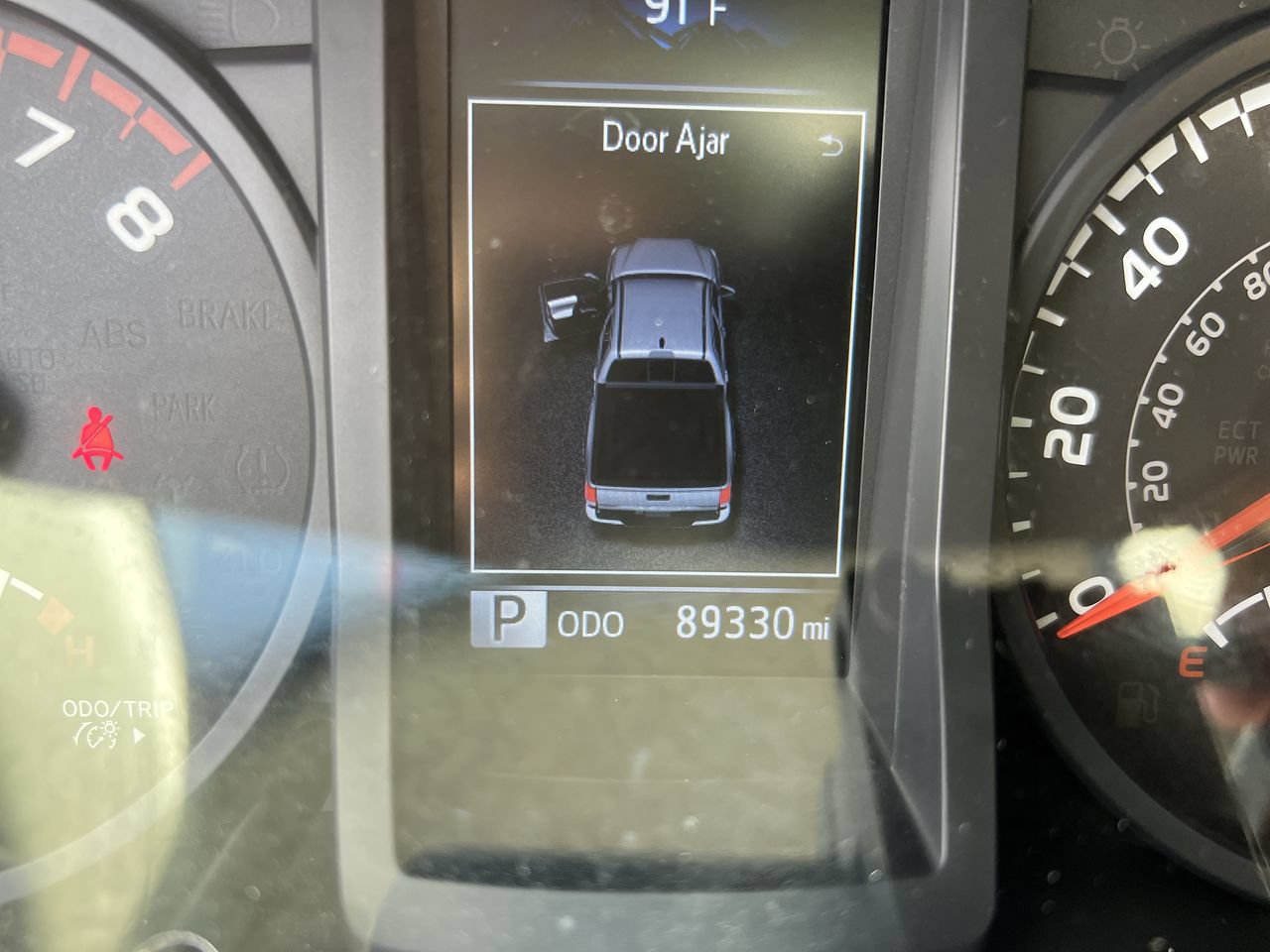 Used 2018 Toyota Tacoma SR w/ SR Convenience Package AWD/4WD image 22