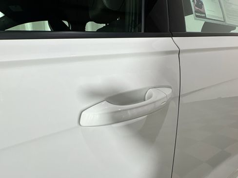 Used 2022 Volkswagen Passat 2.0T R-Line image 14