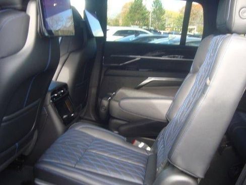 New 2026 Cadillac Escalade IQ Luxury 1 image 17