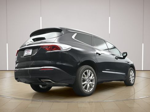 Used 2023 Buick Enclave Premium w/ Experience Buick Package FWD image 29