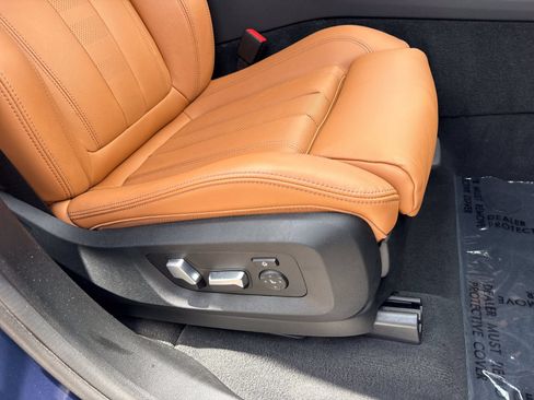 Used 2022 BMW X5 xDrive40i w/ Premium Package AWD/4WD image 27