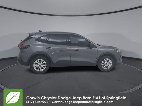 Used 2025 Ford Escape Active w/ Cold Weather Package image 16