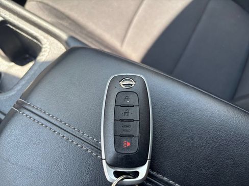 Used 2025 Nissan Sentra S FWD image 18