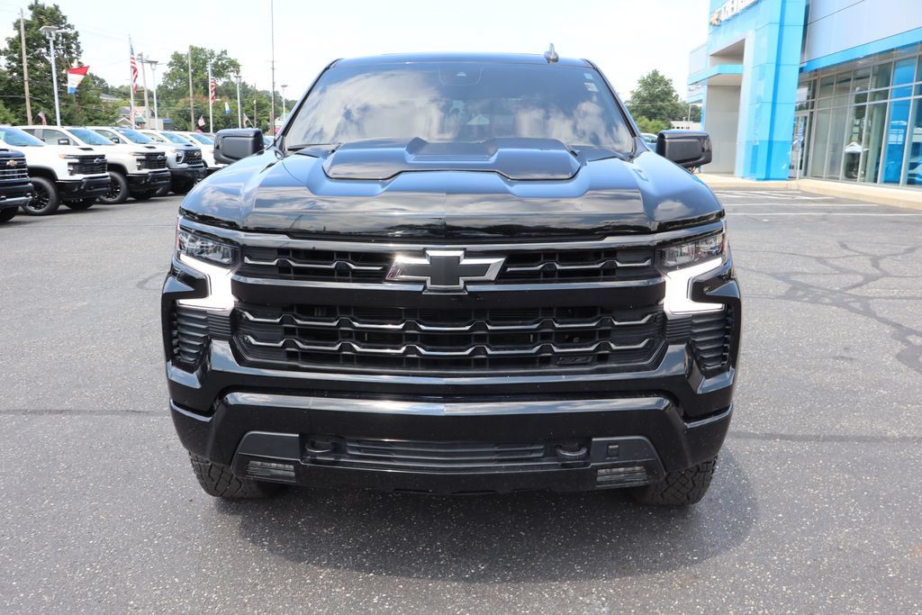 Used 2025 Chevrolet Silverado 1500 LT Trail Boss w/ Convenience Package II AWD/4WD image 28