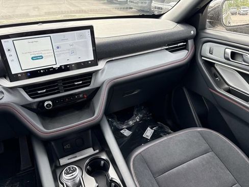 New 2026 Ford Explorer ST AWD/4WD image 15