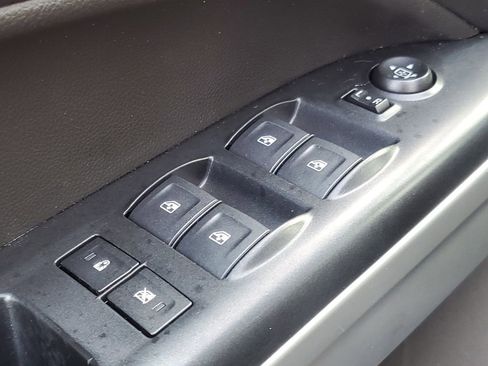 Used 2019 Chevrolet Colorado LT w/ LT Convenience Package image 9