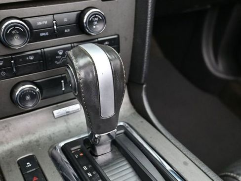 Used 2014 Ford Mustang Premium image 20