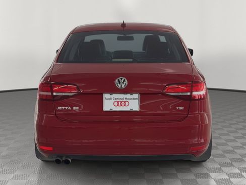 Used 2016 Volkswagen Jetta SE FWD image 10