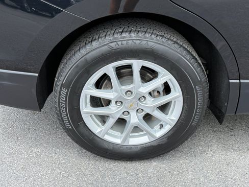 Used 2024 Chevrolet Equinox LT AWD/4WD image 11