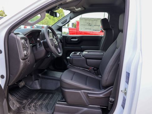 New 2026 GMC Sierra 1500 Pro AWD/4WD image 6