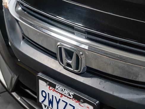 Used 2017 Honda Civic EX image 8