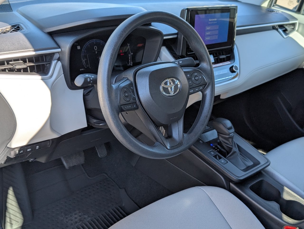 Used 2026 Toyota Corolla Cross L FWD image 14