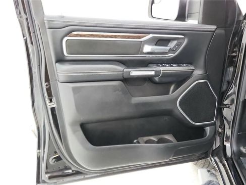 Used 2020 RAM 1500 Laramie AWD/4WD image 39