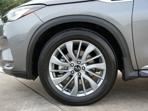 Certified 2025 INFINITI QX50 Luxe w/ Accent Package AWD/4WD image 24