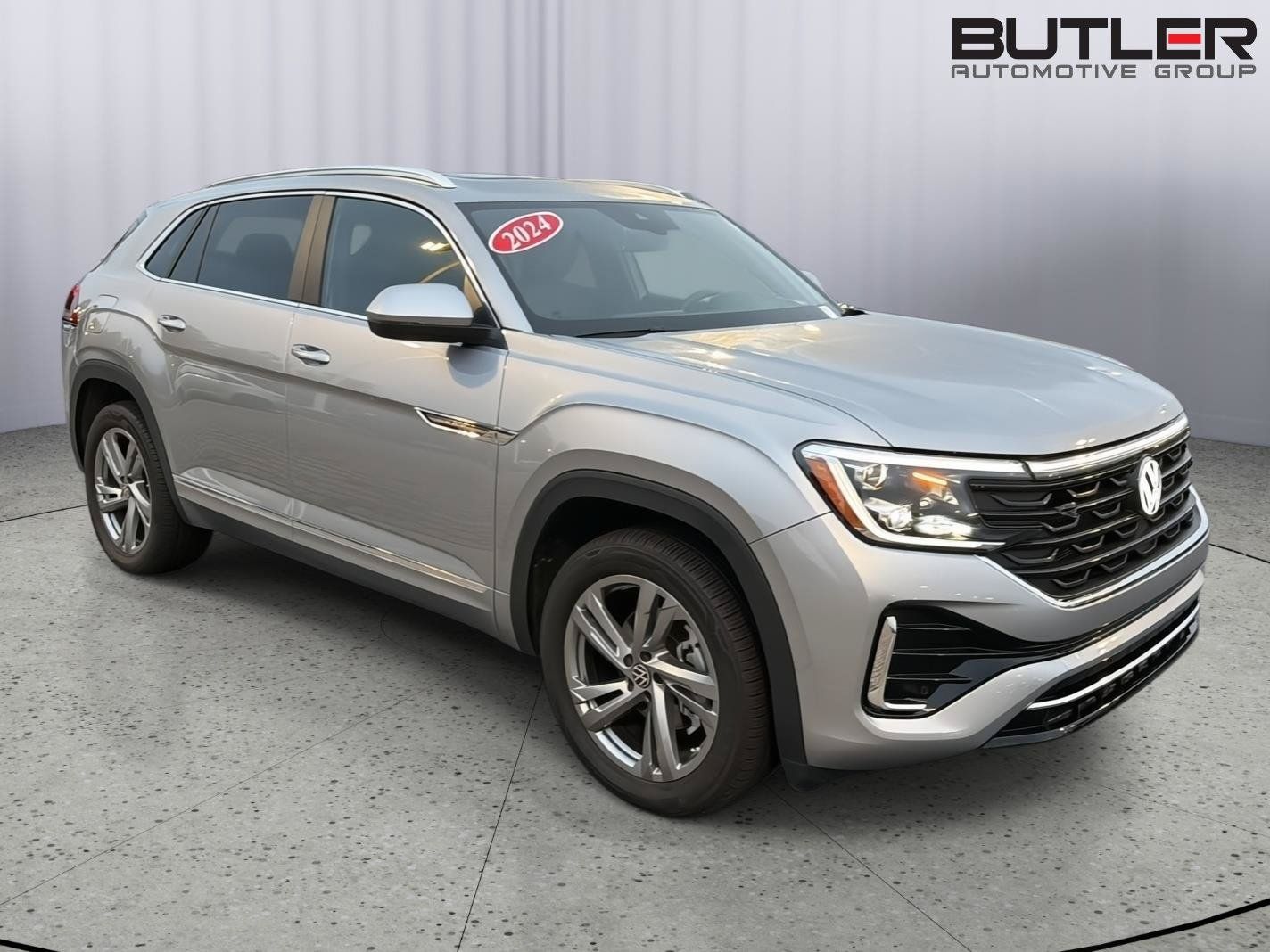Used 2024 Volkswagen Atlas Cross Sport SEL R-Line AWD/4WD image 8