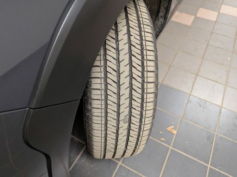 Certified 2025 Subaru Crosstrek 2.0i Premium image 32