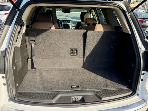 Used 2016 GMC Acadia SLT w/ Open Road Package image 7