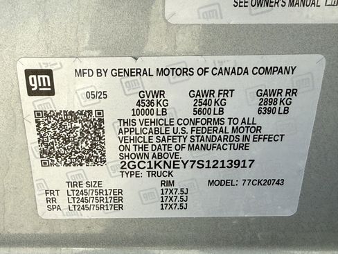 Used 2025 Chevrolet Silverado 2500 LT w/ Convenience Package image 33