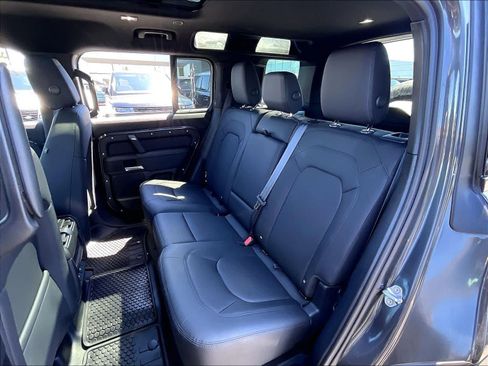 Used 2025 Land Rover Defender 110 S AWD/4WD image 28