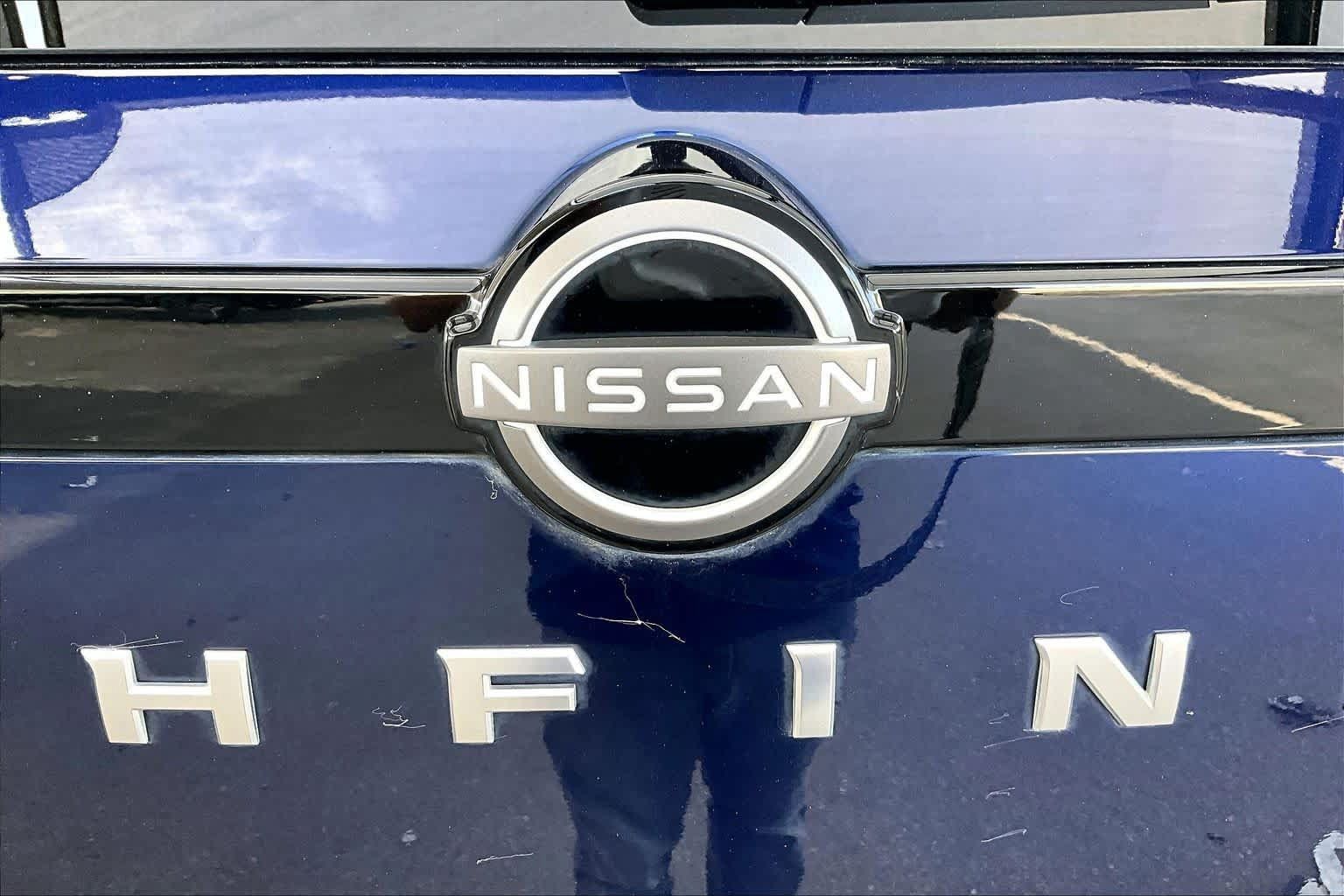 Certified 2023 Nissan Pathfinder SL w/ SL Premium Package FWD image 31