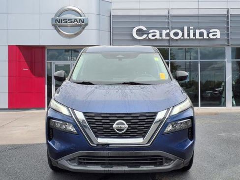 Used 2021 Nissan Rogue S image 2