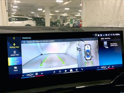 Certified 2025 BMW 530i xDrive 530i xDrive w/ M Sport Package image 26